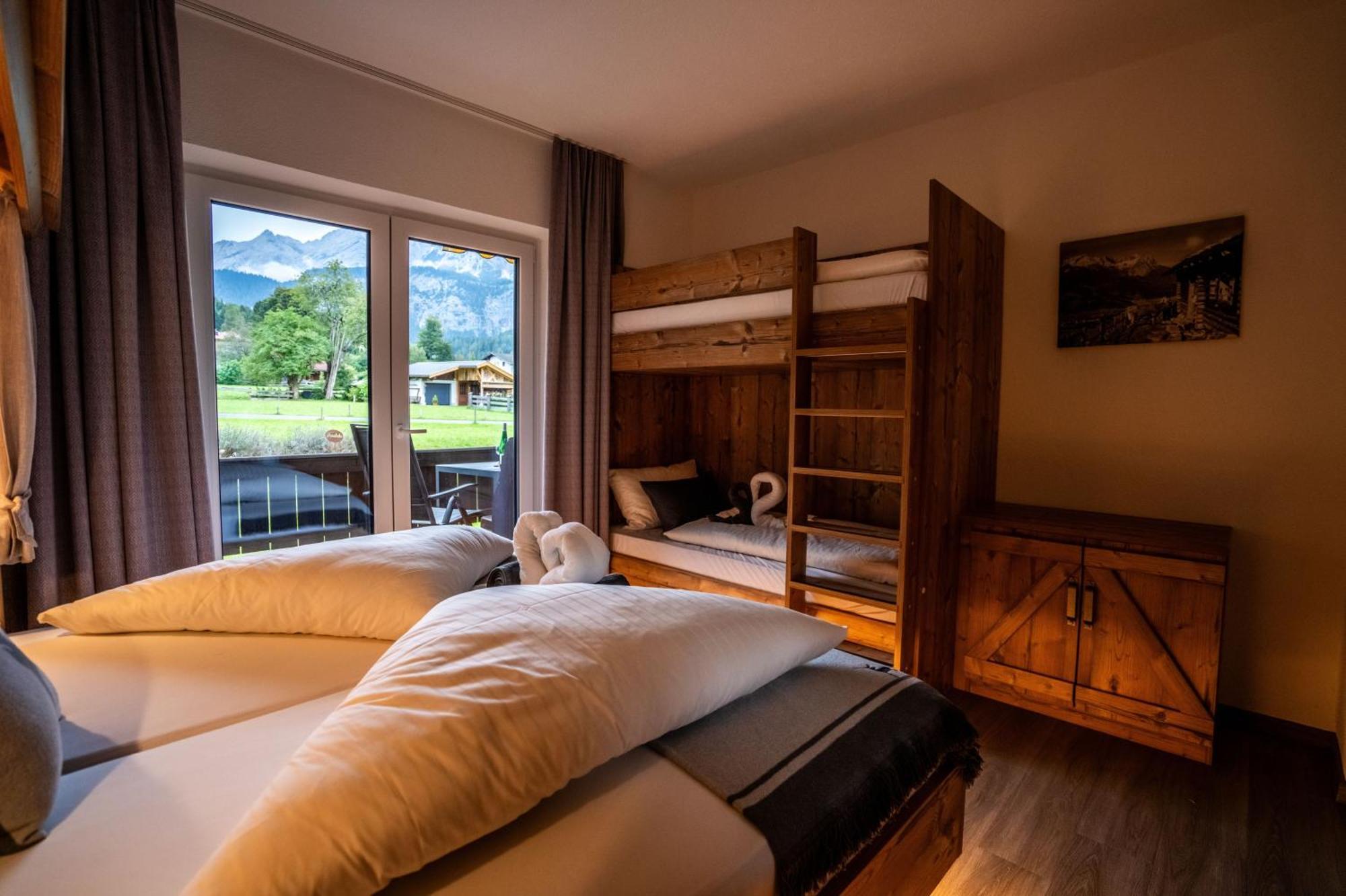 Tiroler Alpblick Appartements 埃尔瓦尔德 外观 照片