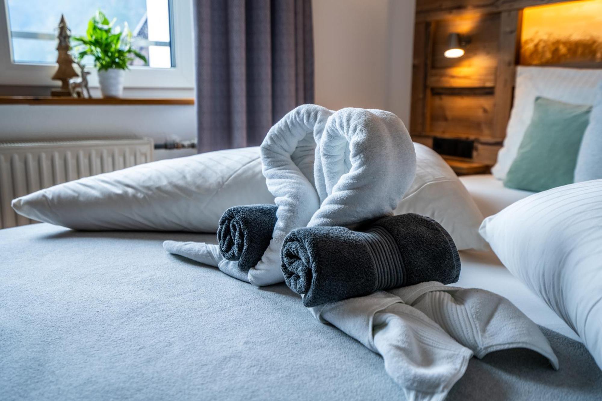 Tiroler Alpblick Appartements 埃尔瓦尔德 外观 照片
