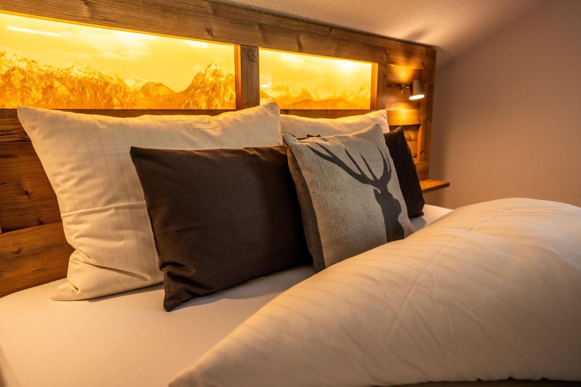 Tiroler Alpblick Appartements 埃尔瓦尔德 外观 照片