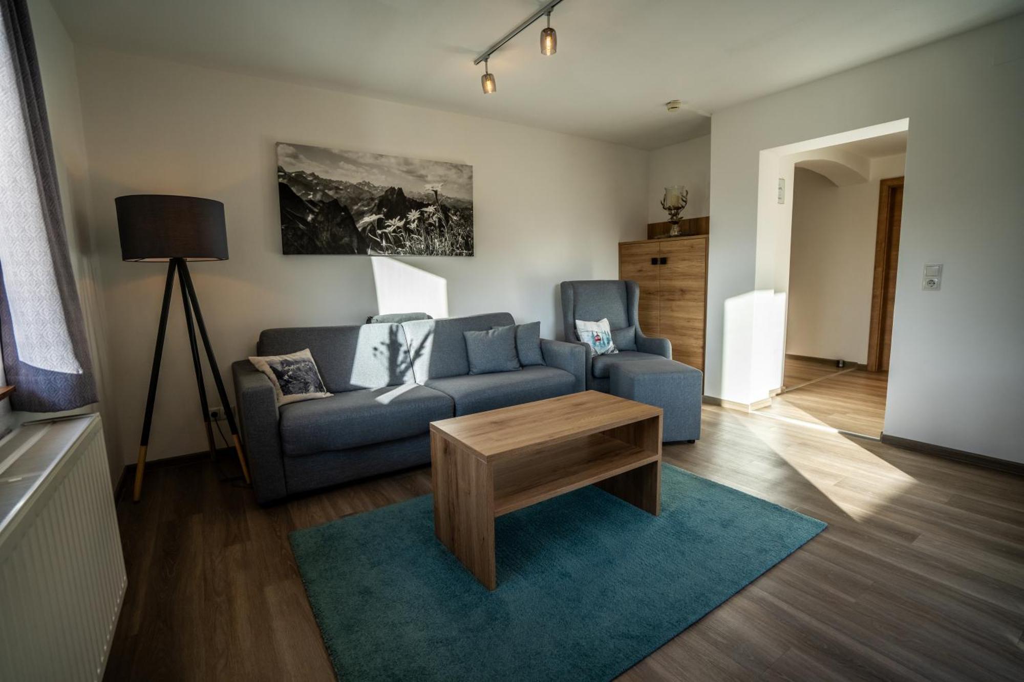 Tiroler Alpblick Appartements 埃尔瓦尔德 外观 照片